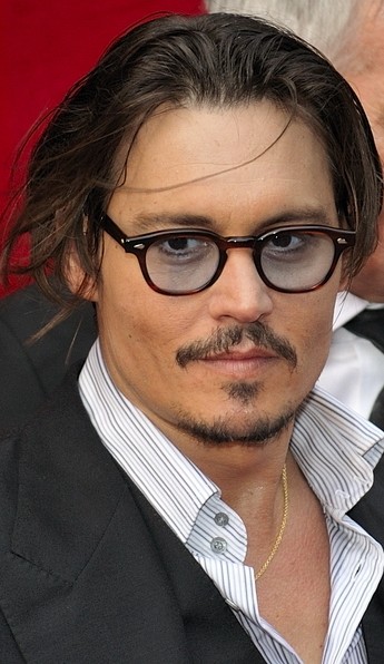 Johnny_Depp_(July_2009)_2_cropped