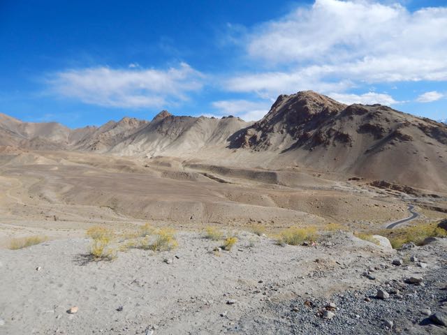 Khardongla Pass mountain bike - 15 of 16