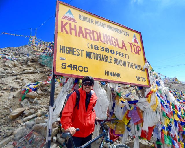 Khardongla Pass mountain bike - 4 of 16