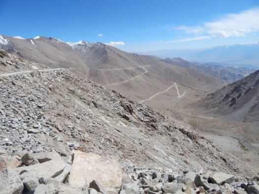 Khardongla Pass mountain bike - 6 of 16