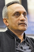 Manoj_Bhargava,_Founder,_5-hour_ENERGY